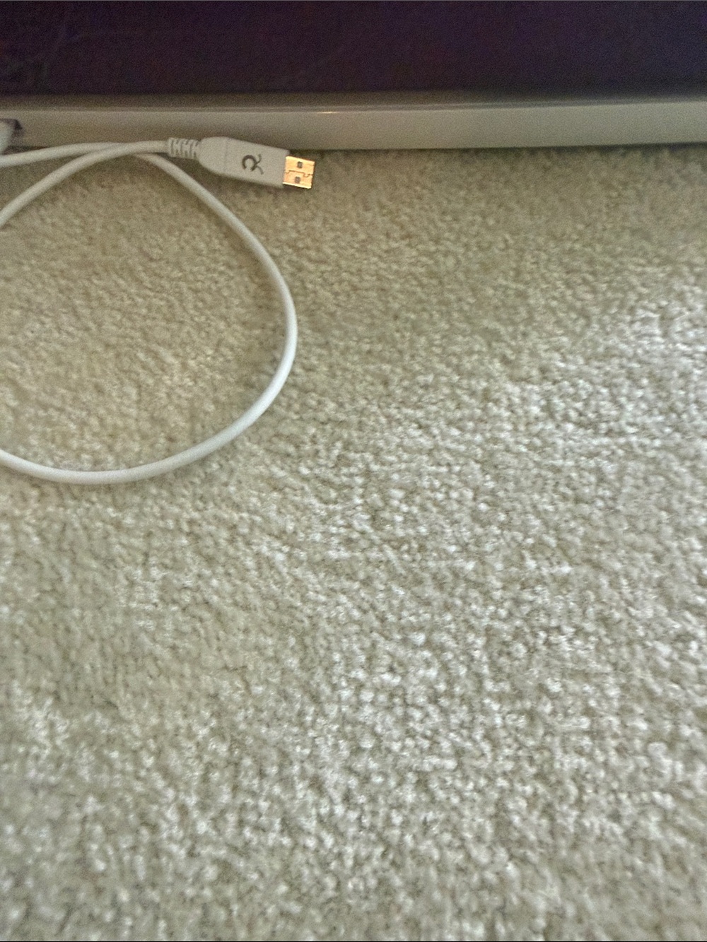 Cricut Explore Air 2 Purple w/powercord - Picture 5 of 6